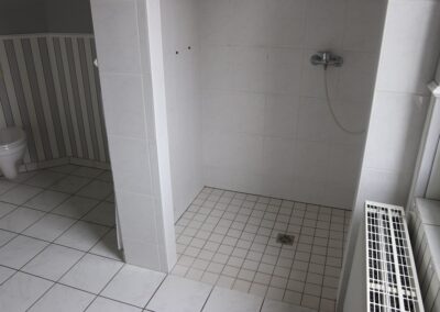 große Dusche