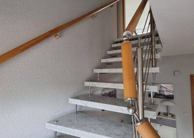 Aufgang ins Obergeschoss