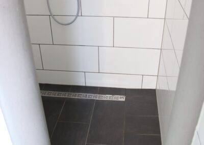 ebererdige Dusche