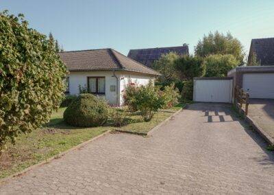 Auffahrt / Garage