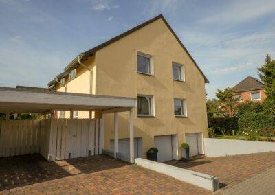 top-gepflegtes 4-Parteienhaus