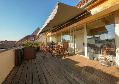 große Dachterrasse