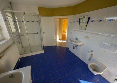 Dusche & Badewanne
